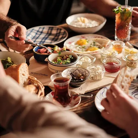 Cherisy - Self Check-in Only Hotel