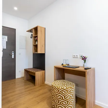 Cherisy - Self Check-in Only Hotel Konstanz