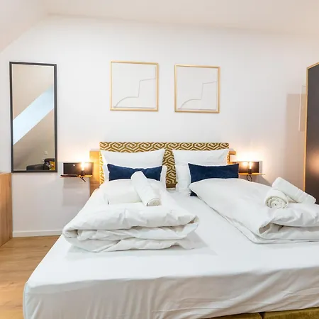 Hotel Cherisy - Self Check-in Only 3*