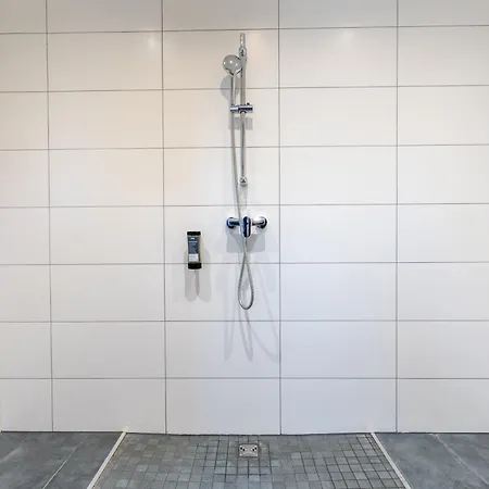 Cherisy - Self Check-in Only Отель Констанц