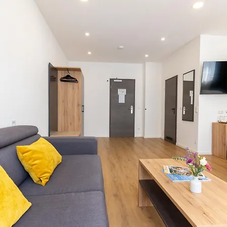 Cherisy - Self Check-in Only 3* Konstanz