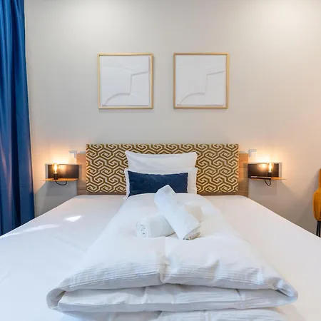 Hotel Cherisy - Self Check-in Only