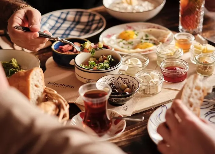 Cherisy - Self Check-in Only Hotel