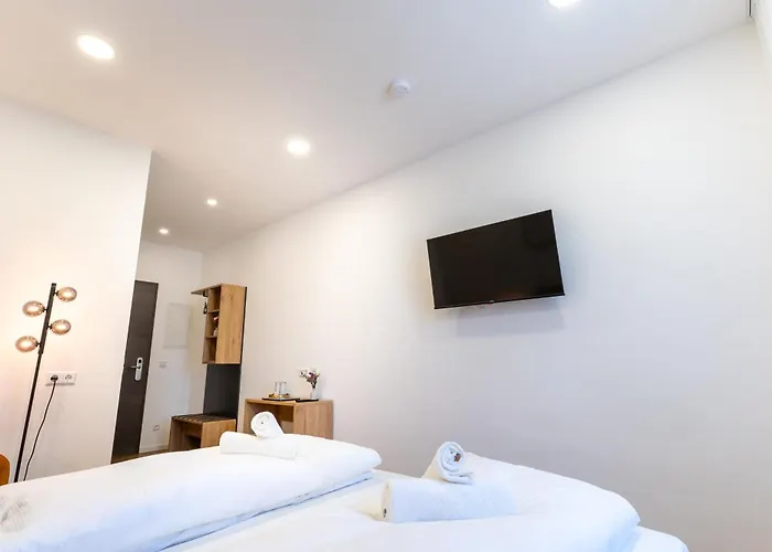 Cherisy - Self Check-in Only Hotell 3*