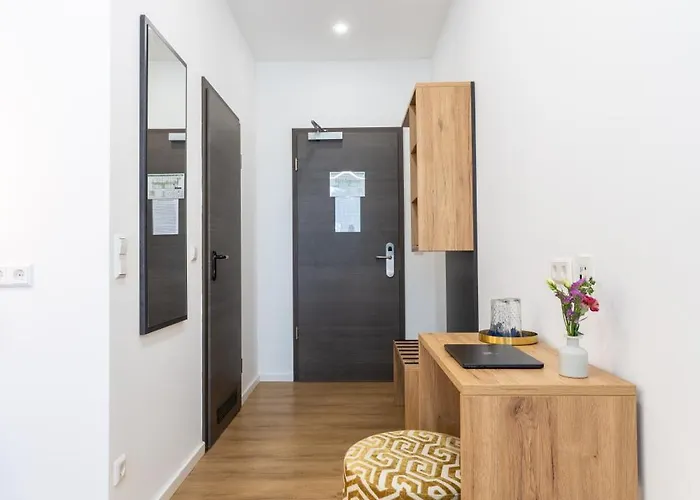 Cherisy - Self Check-in Only 3* Konstanz