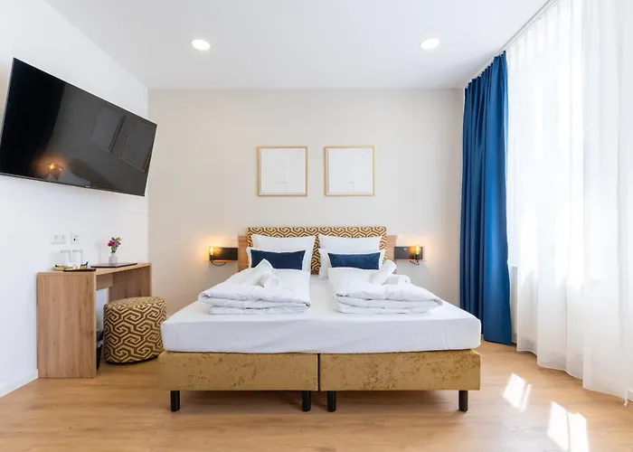 Cherisy - Self Check-in Only 3*