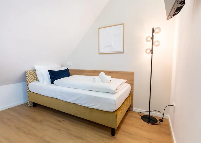 Cherisy - Self Check-in Only Hotell