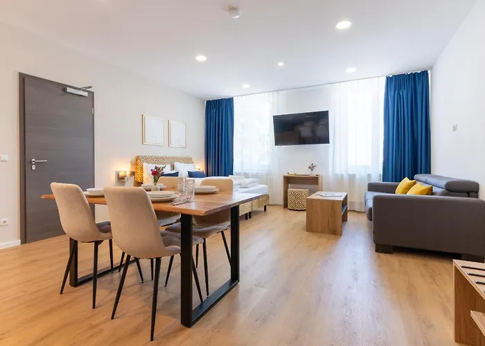 Hotell Cherisy - Self Check-in Only