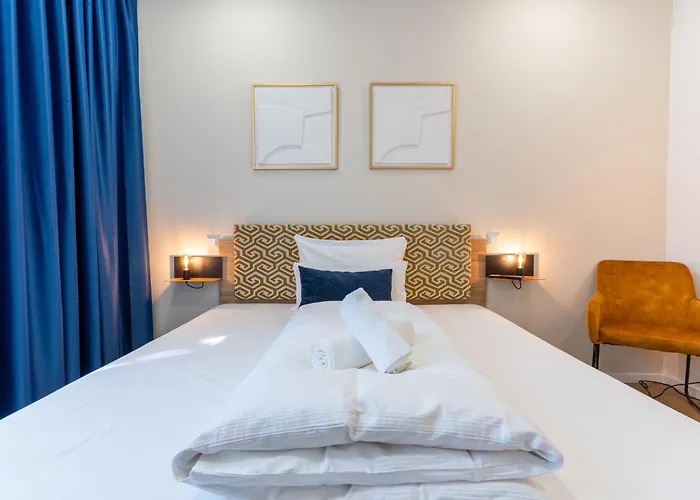 Hotell Cherisy - Self Check-in Only