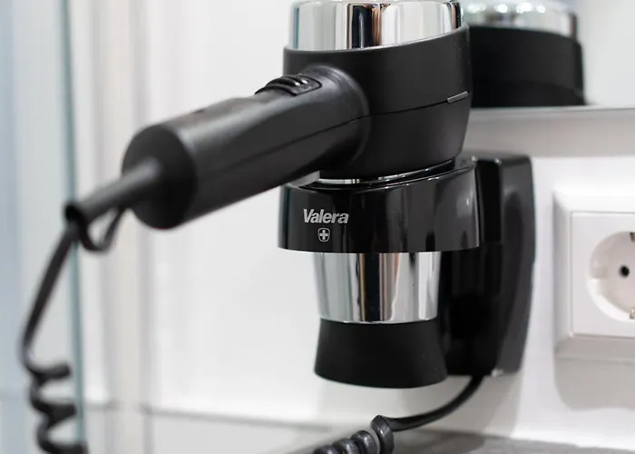 Hotell Cherisy - Self Check-in Only Konstanz